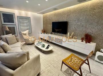 Casa · 254m² · 4 Quartos · 5 Vagas · Casa de Alto Padrão de 254 m² à Venda com 2 Suítes e Piscina Aquecida no Ouro Preto, Belo Horizonte 