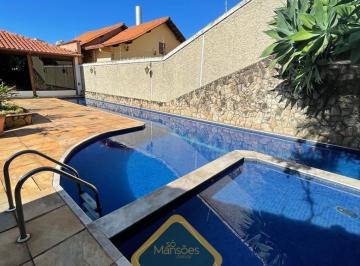 Casa · 650m² · 5 Quartos · 4 Vagas · Casa de Alto Padrão de 650 m² à Venda com 3 Suítes e Sauna no Santa Lúcia, Belo Horizonte - MG