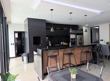 93153101ee0d6f1702ea62cb65b78596cc9ff6af · Sobrado com 3 dormitórios à venda, 246 m² por R$ 2.300.000,00 - Tropical III - Cascavel/PR