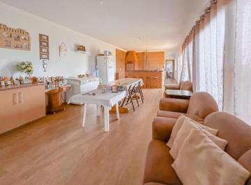 4cfd0be8b1d822e10adaa6b2f7b3172c4a372f26 · Casa com 4 dormitórios à venda, 252 m² por R$ 1.600.000,00 - São Cristóvão - Cascavel/PR