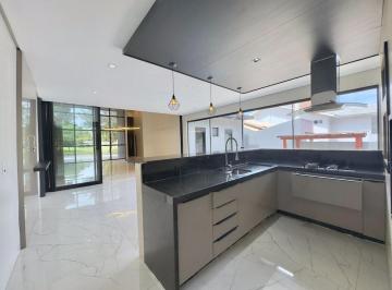 f67d66f3f68ea706adbdcd85d51b2ec1b4402e27 · Casa Residencial à venda, Parque Verde, Cascavel - CA2988.
