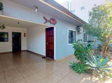 1763fa38240ba53a1636ea2980b77f9be9e3aaa9 · Casa com 03 quartos no Alto Alegre