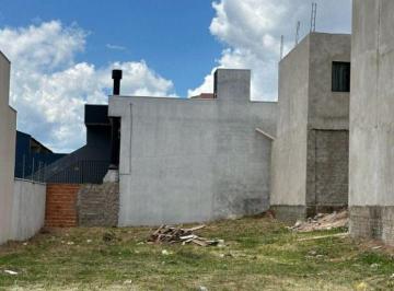 4a06dc17a1fadd5823351ad4aa7bc28324670041 · Terreno à venda, 233 m² por R$ 180.000,00 - Floresta - Cascavel/PR