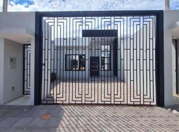 58561b328be33f21ec130d9e107fa10761f034f3 · Casa com 3 dormitórios à venda, 100 m² por R$ 590.000,00 - Floresta - Cascavel/PR