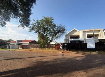 31639094e420a1c52f7cb08a621f170fdce70079 · Terreno de 700m² no Bairro Country