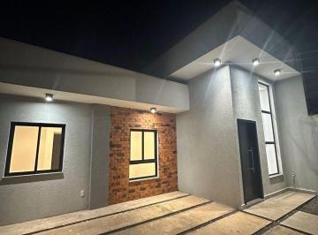 8b5c6a6af1f389c916da5595aff742f6357a71cd · Casa Residencial com 3 Quartos à Venda por R$ 510.000,00 no Bairro 14 de Novembro em Cascavel