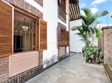 Casa · 389m² · 5 Quartos · 4 Vagas · Casa à Venda no Belvedere, Belo Horizonte/MG — 389m², 5 Quartos e Piscina.