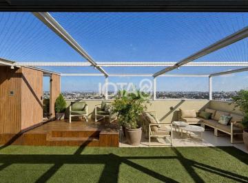 Apartamento · 245m² · 3 Quartos · 2 Vagas · COBERTURA REFORMADA 3 QUARTOS E LINDA VISTA!