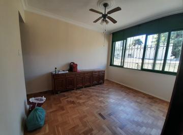 Apartamento · 66m² · 2 Quartos · Apartamento com 2 quartos com dependência no Rio Comprido