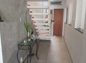 Casa · 216m² · 3 Quartos · 3 Vagas · Casa em Vila Independência