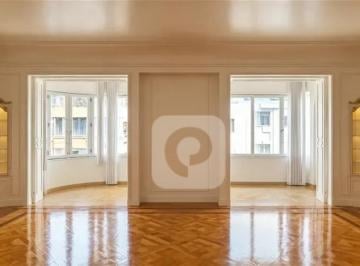 Apartamento · 241m² · 3 Quartos · 1 Vaga · Apartamento 3 quartos 241 m² com 1 Vaga em Copacabana- Vista para a Praia