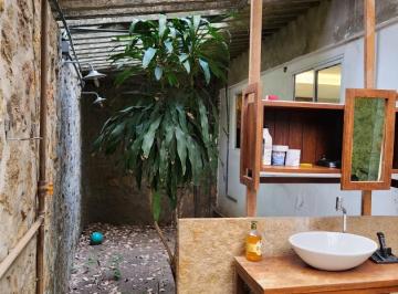 Casa à Venda na Piçarreira, Teresina – 9 Quartos, 3 Suítes e 1.300 m² de Área Total · Casa à Venda na Piçarreira, Teresina – 9 Quartos, 3 Suítes e 1.300 m² de Área Total