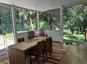 Casa · 170m² · 4 Quartos · 3 Vagas · casa mista com 4 dormitórios, lareira, churrasqueira, área gourmet em Gramado RS