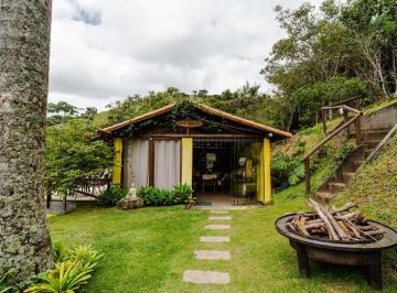 h6rhoum2ywfhzji5nmu2ndfh_md · Charmosa Casa com 4 Suítes, Espaço Gourmet e Vista Panorâmica