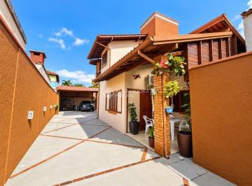 Casa · 150m² · 3 Quartos · 2 Vagas · Casa na Barra da Lagoa