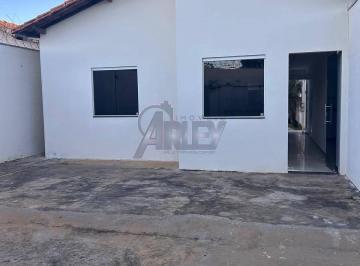 Casa · 211m² · 2 Quartos · 3 Vagas · Vende se Casa 2 quartos Lote 211 m2 próximo ao Cianorte