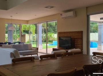 Imagem do Imóvel · Bela Casa - 5 Suítes - 781 m² Terreno - Condomínio a Poucos Metros da Praia