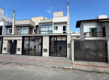 Casa · 78m² · 2 Quartos · 1 Vaga · sobrado pronto para morar em Balneario Picarras Sc