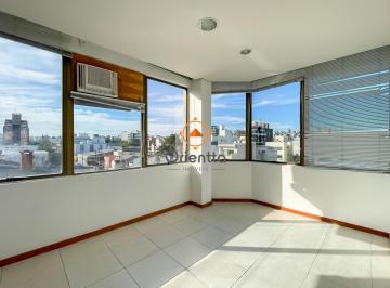 Comercial · 146m² · 2 Quartos · 2 Vagas · Sala Comercial á venda no Bairro Santana -Porto Alegre