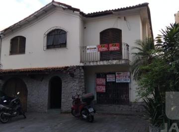 Casa · 430m² · 4 Quartos · 6 Vagas · Sobrado Espaçoso no Sumaré com 4 dormitórios, 6 Vagas e amplo quintal
