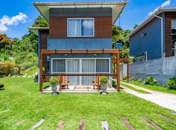Casa · 3 Quartos · 2 Vagas · Casa 3 quartos em Itaipava