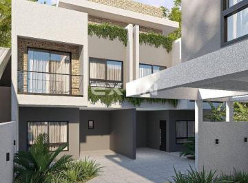 Casa · 148m² · 3 Quartos · 1 Vaga · Sobrado em condomínio com 3 quartos e 1 suíte no Boqueirão