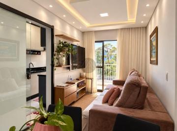 Apartamento · 54m² · 2 Quartos · 1 Vaga · Apartamento com Móveis Planejados e Sacada com Churrasqueira no Colônia Rio Grande
