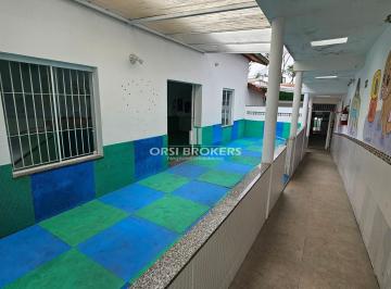 Casa · 104m² · 5 Quartos · Casa para alugar em Parque Continental de 104.00m² com 5 Quartos e 3 Suites