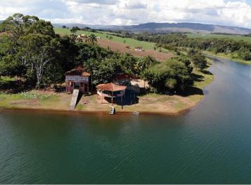 Terreno · 32000m² · 5 Quartos · 8 Vagas · Chácara para venda em Delfinópolis de 32000.00m² com 5 Quartos, 2 Suites e 8 Garagens
