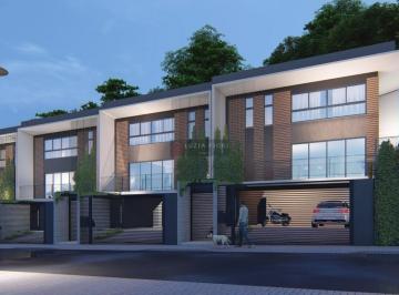 Foto 01 · Casa alto padrão, nova com elevador, à venda no bairro América, Joinville SC. Averbada com 285,00
