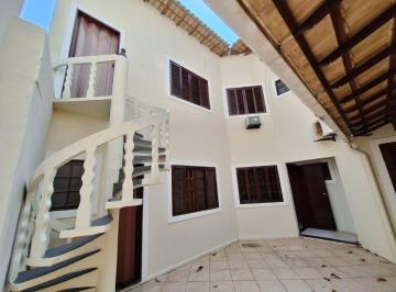 Casa de 5 quartos, Macaé · ALUGO ÓTIMA CASA COM 5 QUARTOS NO SÃO MARCOS EM MACAÉ NO RIO DE JANEIRO