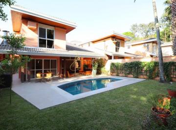 Casa · 352m² · 4 Quartos · 4 Vagas · Casa de condomínio impecável no Alto da Boa Vista. Alto padrão e estilo.