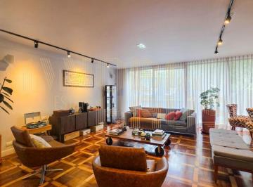 Casa · 490m² · 5 Quartos · 2 Vagas · Casa na Granja Julieta com 5 dormitórios sendo 4 suítes S.P.