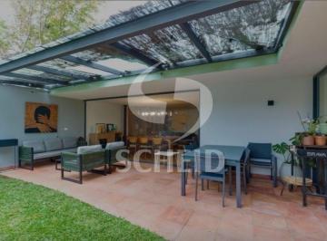 Casa · 237m² · 3 Quartos · 2 Vagas · Sobrado com 3 suítes no Alto da Boa Vista