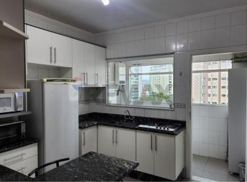 Apartamento · 70m² · 2 Quartos · 2 Vagas · Apartamento Semi-Mobiliado no Jardim Paulistano – 2 Quartos (1 Suíte), Varanda e 2 Vagas Cobertas
