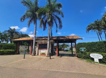 Casa · 198m² · 3 Quartos · 9 Vagas · Casa de Campo em Cosmópolis: Conforto e Segurança em Condomínio Fechado