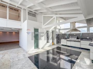 Apartamento · 512m² · 4 Quartos · 6 Vagas · 500m² de cobertura duplex. 15 famílias no edifício inteiro. Um apartamento por andar.