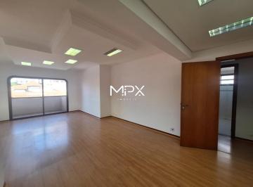Apartamento · 134m² · 3 Quartos · 2 Vagas · Apartamento à venda no Edifício Capuchinhos em Piracicaba