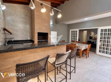 Casa · 200m² · 3 Quartos · 3 Vagas · Sobrado à Venda na Vila de Vecchi