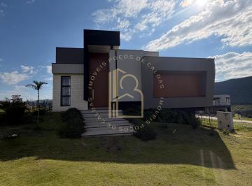 Casa · 379m² · 4 Quartos · 4 Vagas · Casa em Bortolan  -  Poços de Caldas