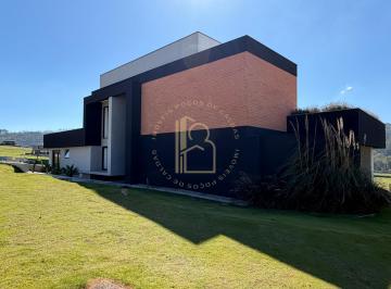 Casa · 257m² · 2 Quartos · 2 Vagas · Casa a venda no Serras Altas Golfe Clube em Poços de Caldas