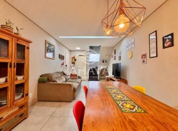 Casa · 110m² · 3 Quartos · 2 Vagas · Casa em condomínio com 3 Quartos sendo 1 Suíte à Venda, 2 Vagas, 110m², Bairro Itapoã, próximo a Fac