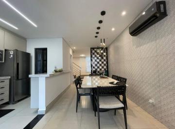 sala · Casa à venda no Condomínio Bello Villagio em Vinhedo - SP