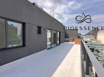 Apartamento · 238m² · 2 Vagas · Cobertura duplex