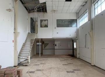 f5a3a94ad77629d653d532f6a1f7d6876ff22006 · Galpão para alugar, 658 m² - Jardim Tranqüilidade - Guarulhos/SP