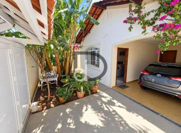 4f789fec7fdce80c5858332dd7616ae5c4cfcc7b · Casa com 3 dormitórios sendo 1 suíte à venda, 192 m² por R$ 1.400.000 - Centro - Vinhedo/SP