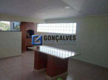 Casa · 180m² · 3 Quartos · 2 Vagas · Sobrado residencial para aluguel com 3 quartos no Bairro Montanhão
