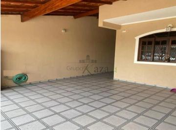 Casa · 140m² · 3 Quartos · 2 Vagas · Casa - Jardim das Indústrias - 3 Dormitórios - 125m².