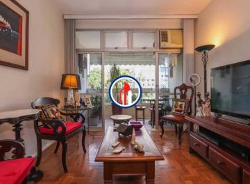 Apartamento · 90m² · 2 Quartos · 1 Vaga · Apartamento 2 quartos de frente, andar alto e vaga na escritura