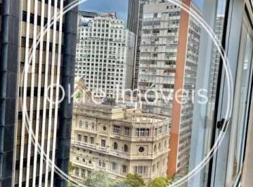 Apartamento · 33m² · 1 Quarto · Apartamento : Padrão / Residencial / Centro